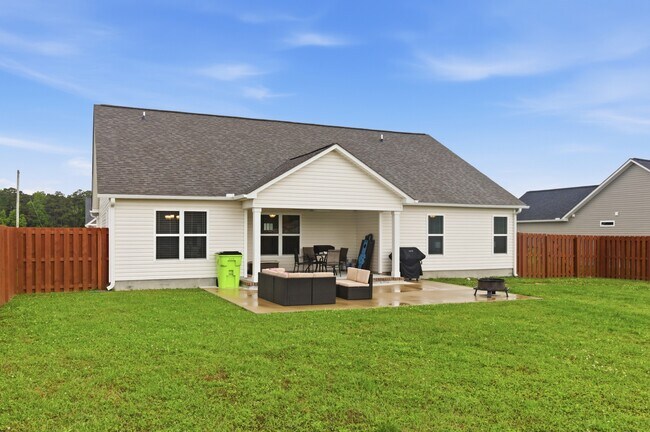 Building Photo - 200 Grist Mill Dr