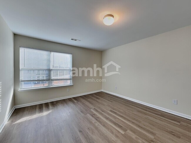 Building Photo - 133 Mount Olivet Dr