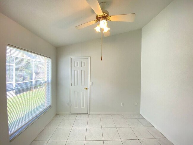 Building Photo - 3310 Crystal Creek Blvd