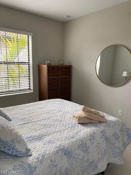 Building Photo - 1330 Oceania Dr