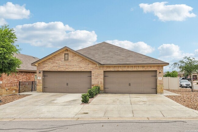 Building Photo - 219 Eugene Pass