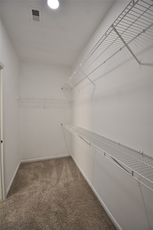 Building Photo - 10819 Shannon Mills Ln