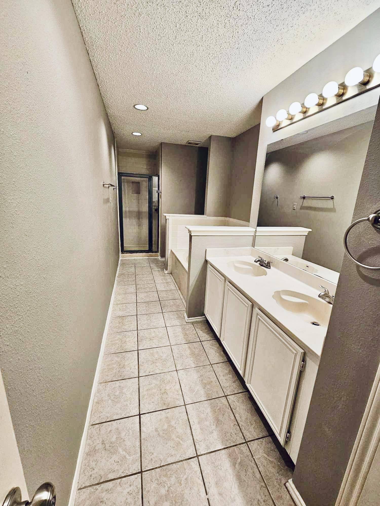 Building Photo - 7538 Tantara Ct