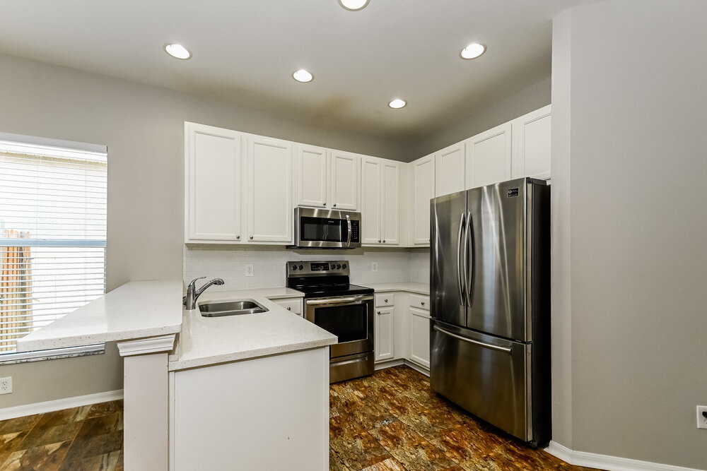 Building Photo - 502 Laguna Mill Dr