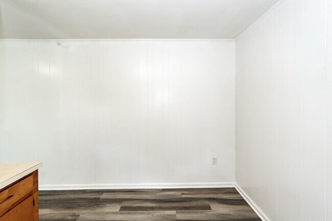 Building Photo - 4446 Farmwood St