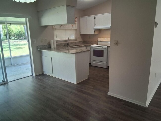 Building Photo - 13104 Serpentine Dr