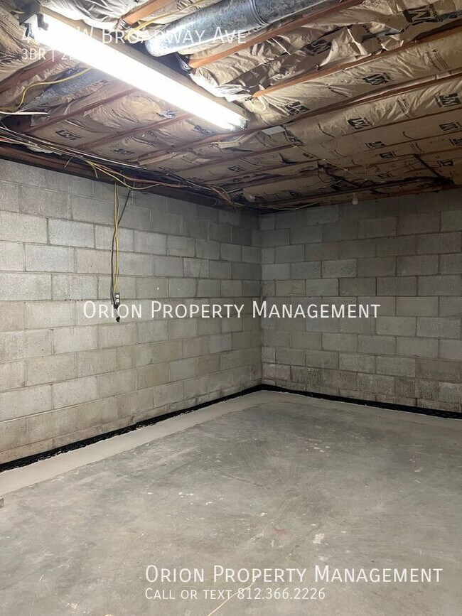 Building Photo - 4071 W Broadway Ave