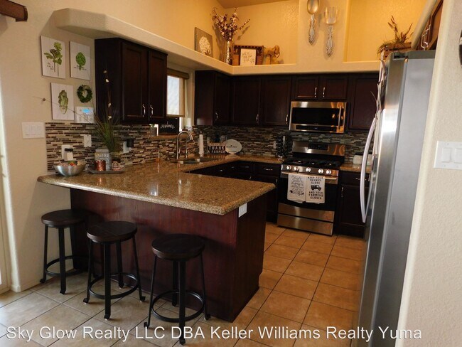Building Photo - 4 br, 2 bath House - 6522 E. 33rd St