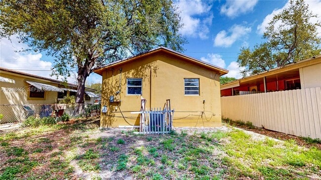 Building Photo - 2760 NW 58th St