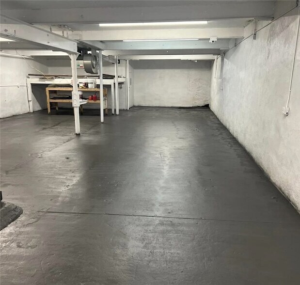 Building Photo - 103 Blackstone Ave