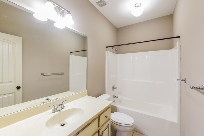 Building Photo - 475 Earl Owens Dr
