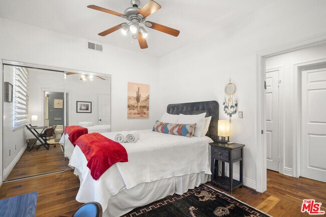 Building Photo - 4544 Tobias Ave