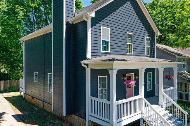 Building Photo - 22 Haygood Ave SE