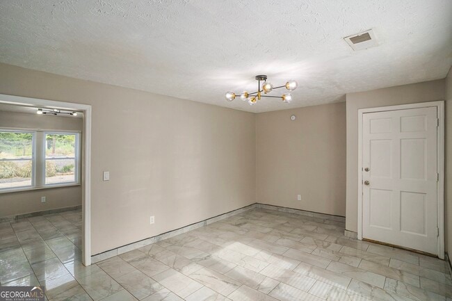 Building Photo - 9285 Cedar Ridge Dr NW