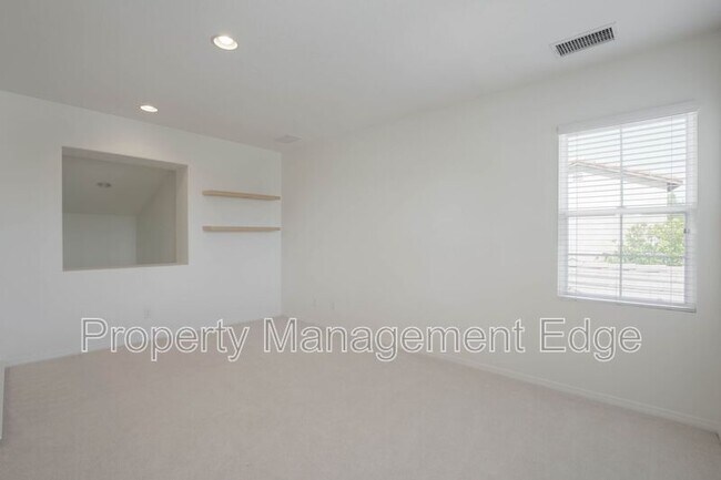 Building Photo - 31804 Bottle Brush St
