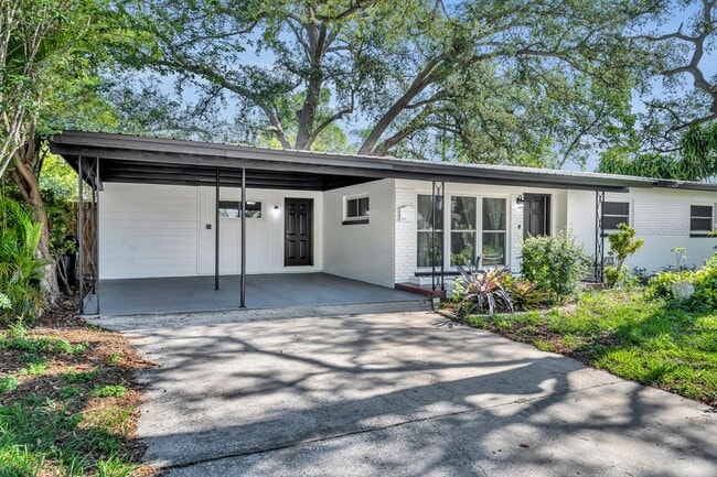 Building Photo - 3 bed Home in Audubon Park