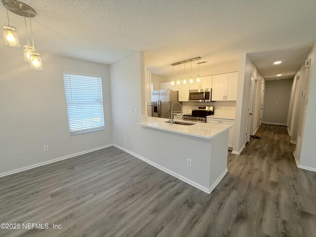 Building Photo - 3686 Wood Creek Ln