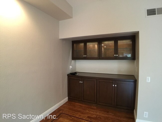 Building Photo - 2 br, 2.5 bath House - 2507 Exeter Square ...
