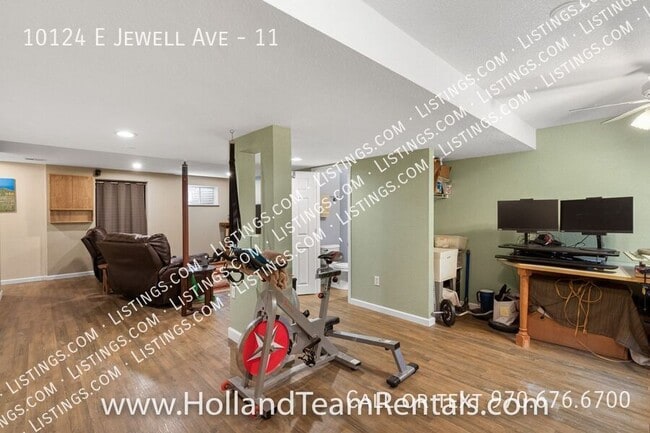 Building Photo - 10124 E Jewell Ave