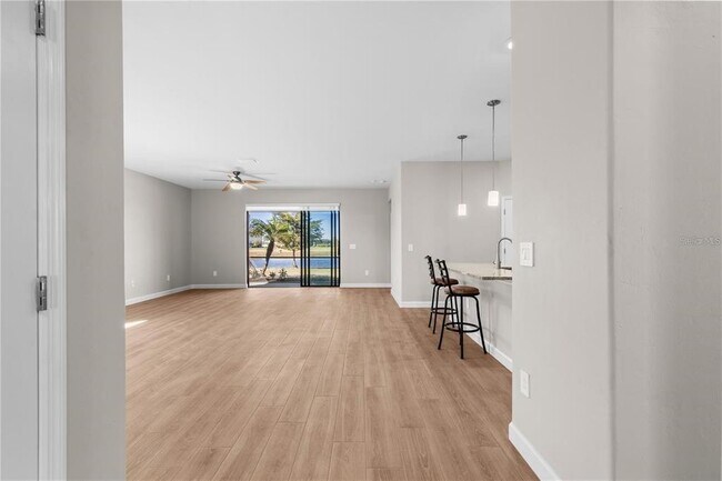 Building Photo - 15719 Islandwalk Ave