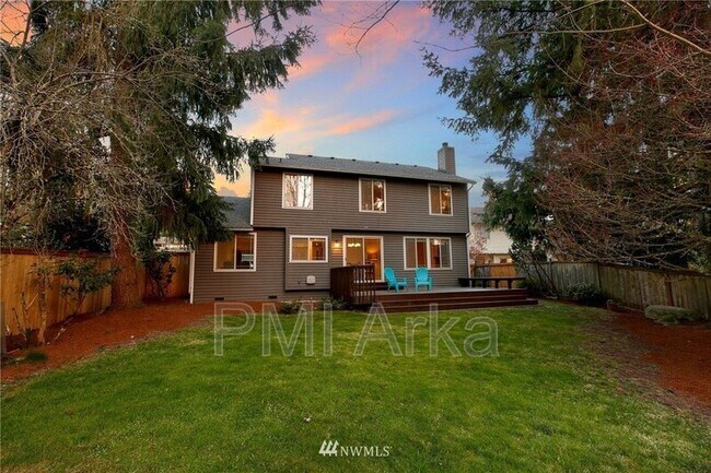 Building Photo - 23960 SE 42nd Pl