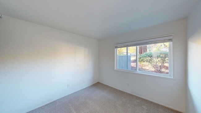 Building Photo - 410 Alameda del Prado