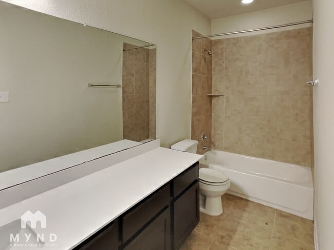 Building Photo - 20216 Boggy Ford Rd