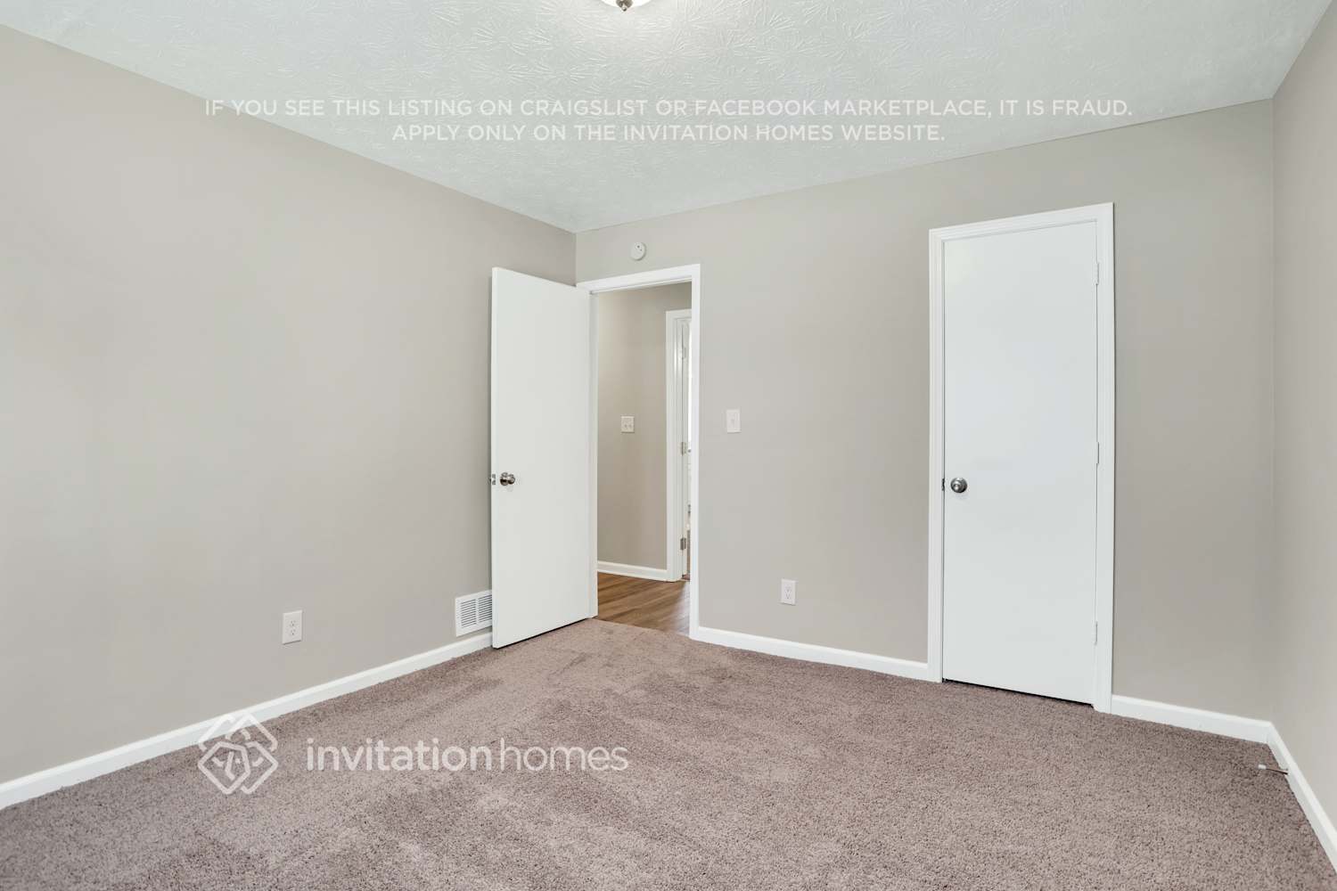 Building Photo - 2052 Marbut Ln