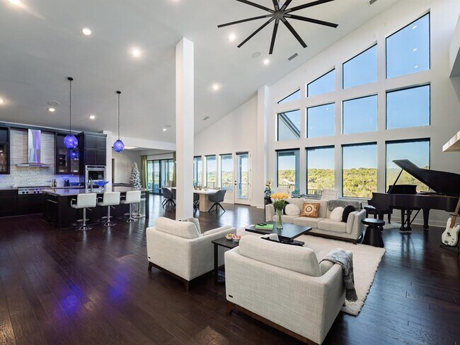 Building Photo - 14900 Copper Ridge Ln