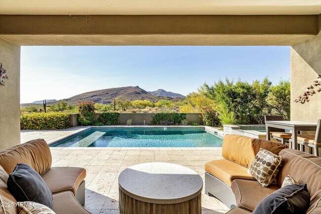 Building Photo - 9894 E Miramonte Dr