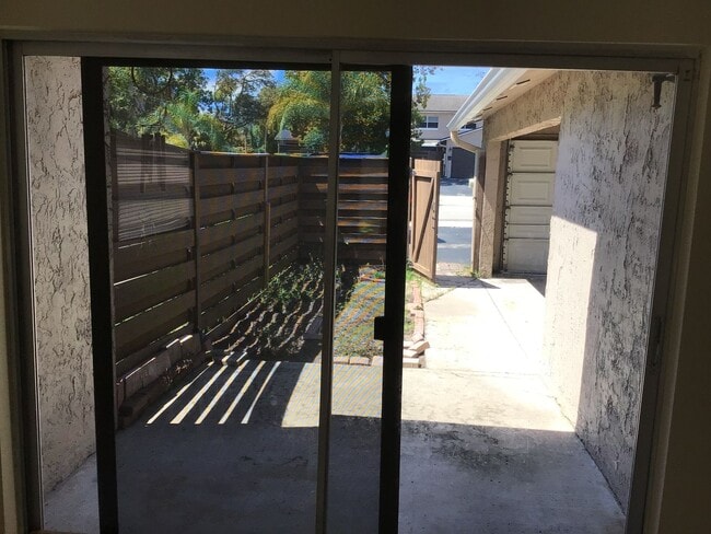Building Photo - maitland townhome
