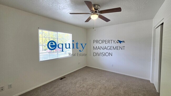 Building Photo - 11851 Poultry Dr