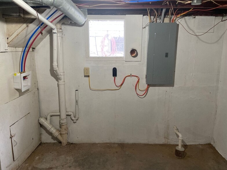 Building Photo - 1917 Market St