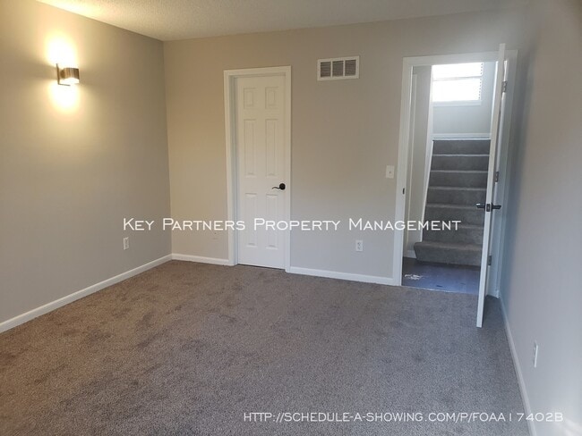 Building Photo - 6823 W 76th St - 2 Bed 2 Bath Remodel!