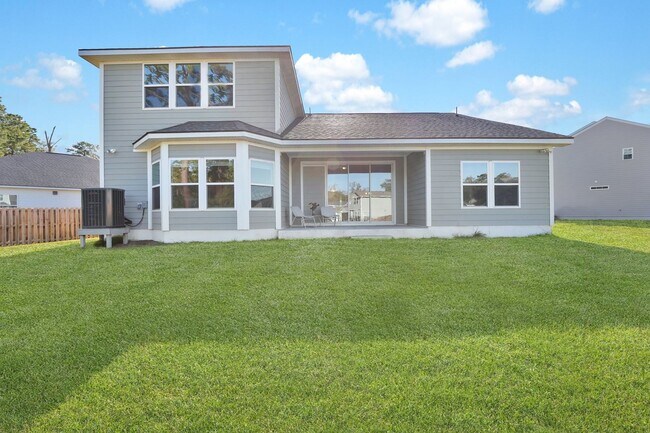 Building Photo - Spacious 5BR/3BA Home with Lagoon View on Quiet Cul-de-Sac!