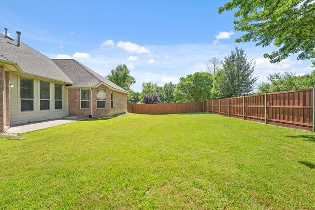 Building Photo - 8908 Red Oaks Dr
