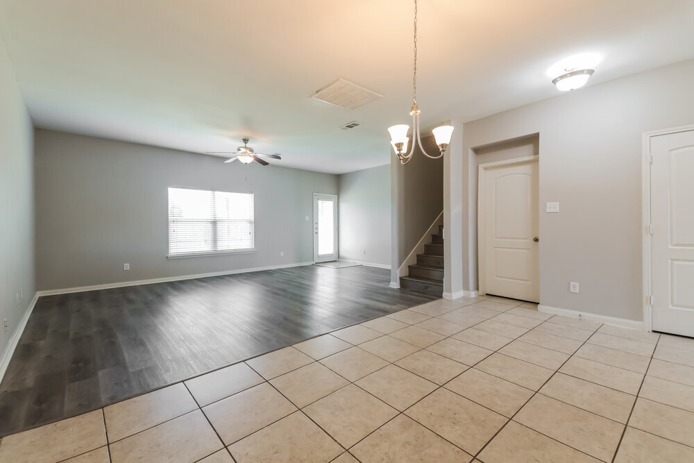 Building Photo - 900 Princewood DR