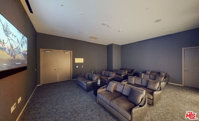 Building Photo - 877 Francisco St