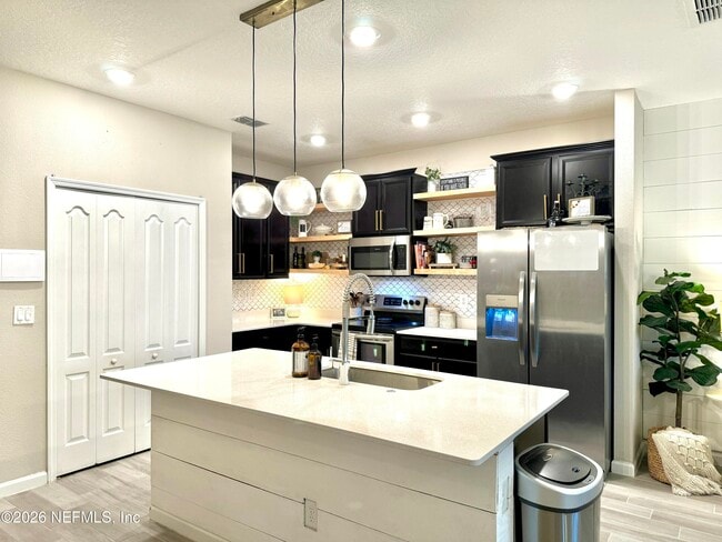 Building Photo - 12665 Josslyn Ln