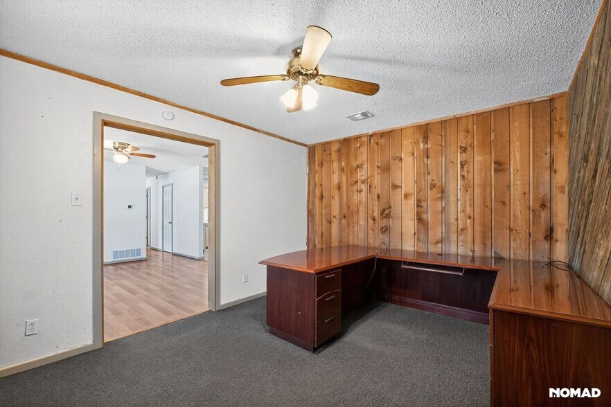 Building Photo - 604 Fegan St