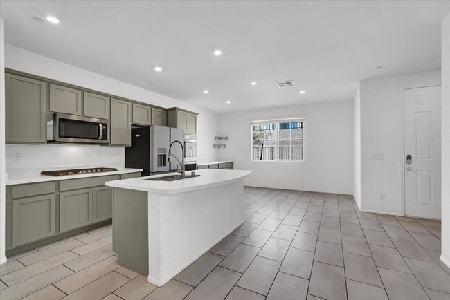 Building Photo - 8033 Skye Foxx St