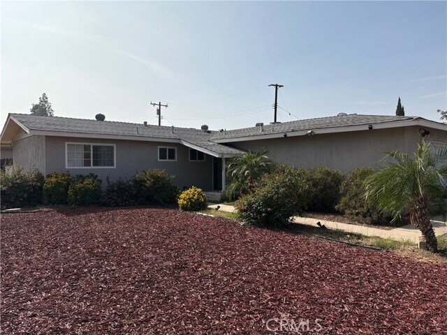 Primary Photo - 327 Naomi St