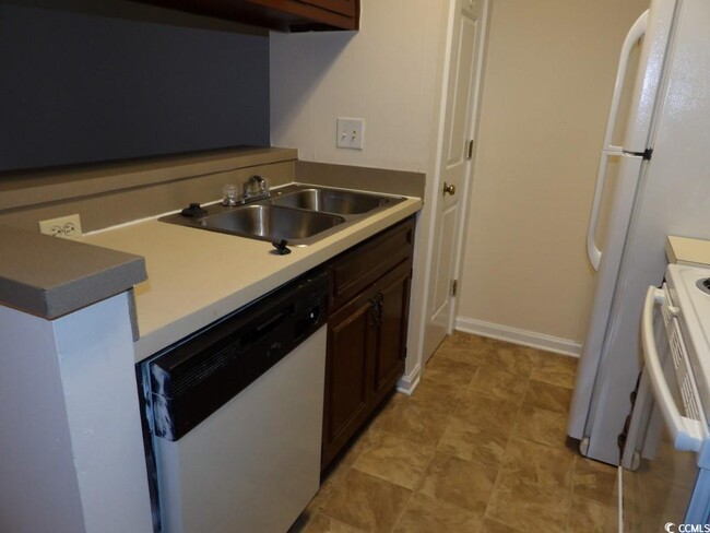 Building Photo - 4709 Cobblestone Dr