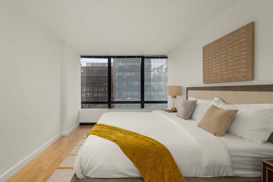 Building Photo - 1113 York Ave