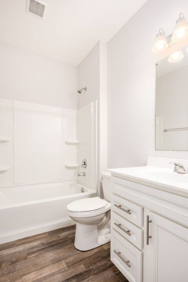 Building Photo - Updated 3-Bedroom Home with 3 Baths, Open-Concept Layout, Luxury Flooring & Bright Modern Kitchen