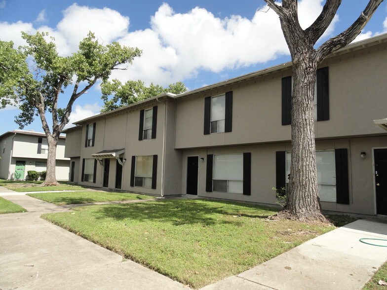 Crane's Landing 3926 Panama Dr Corpus Christi TX 78415 Apartment Finder
