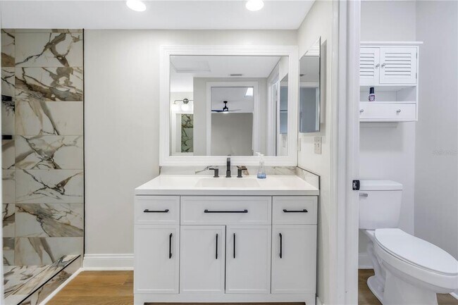 Building Photo - 2267 Heron Cir