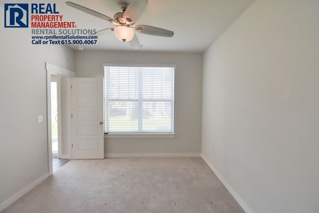 Building Photo - Beautiful 3 bedroom+loft townhome with an attached garage! Triple Blackman schools