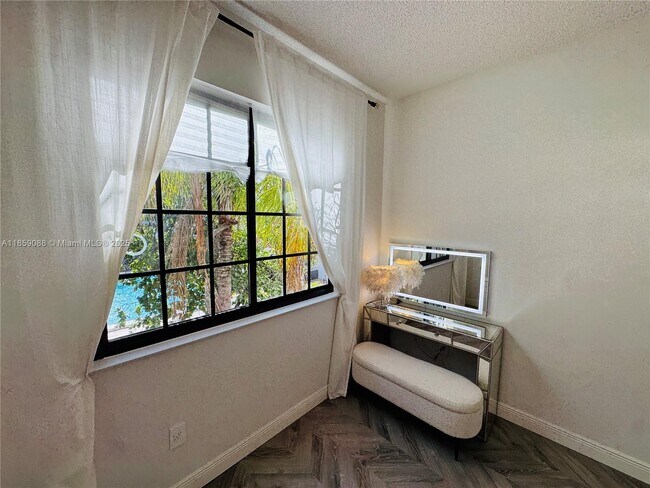 Building Photo - 20940 Bay Ct