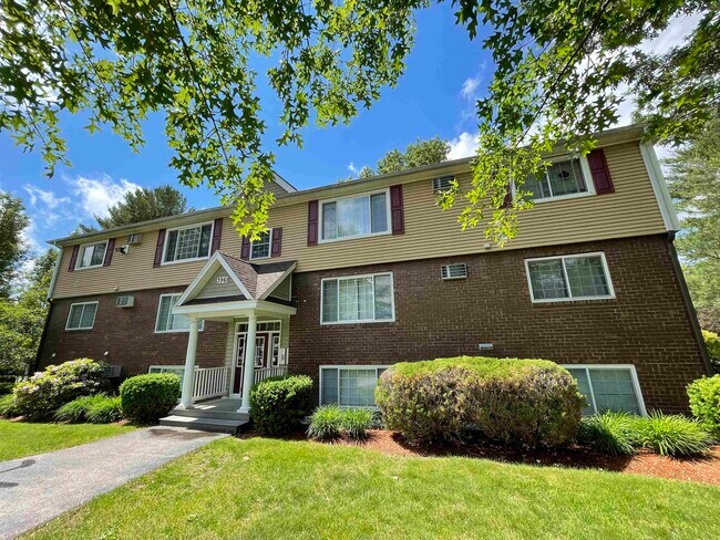 Building Photo - 3961 Brown Ave